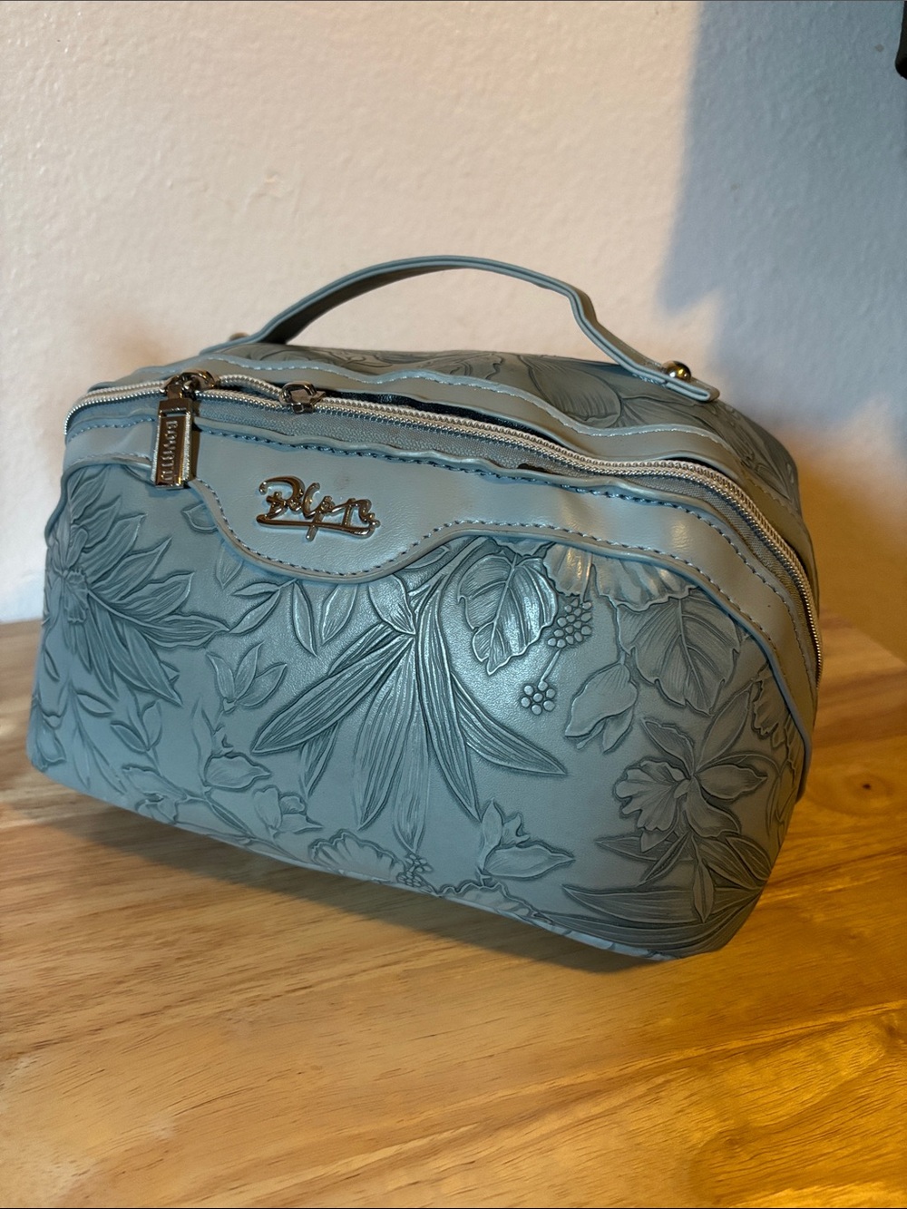 BOYATU Light Blue Floral Debossed Travel Makeup Bag Cosmetic Organizer
